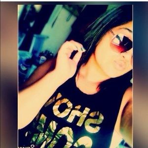 Meet your Posher, Lilly